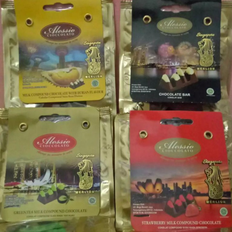 

TERBARU Alessio 75gr Merlion Dolye Pack Durian Strawberry Greentea White Topping Milk Chocolate