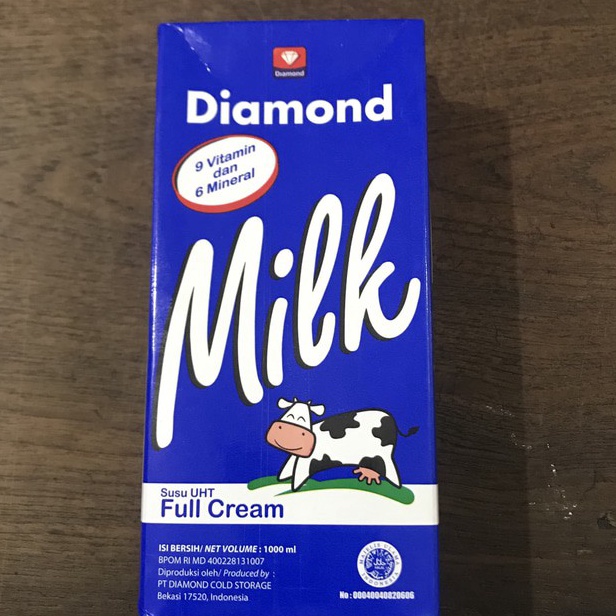 

Ready Stok Milk Susu UHT Milk Full Cream Diamond 1Ltr 1ml