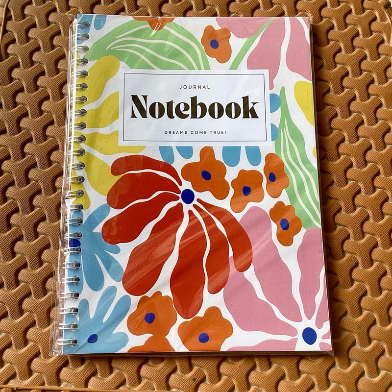

Notebook Spiral A5 50 Lembar 80 Gsm Garis Aesthetic