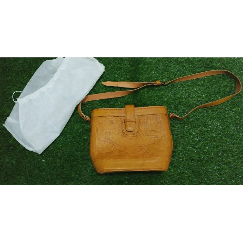 Preloved tas etnic tali panjang