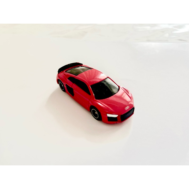 Tomica Audi R8