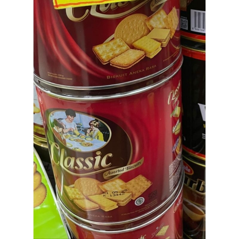 

Khong Guan classic assorted 350gr