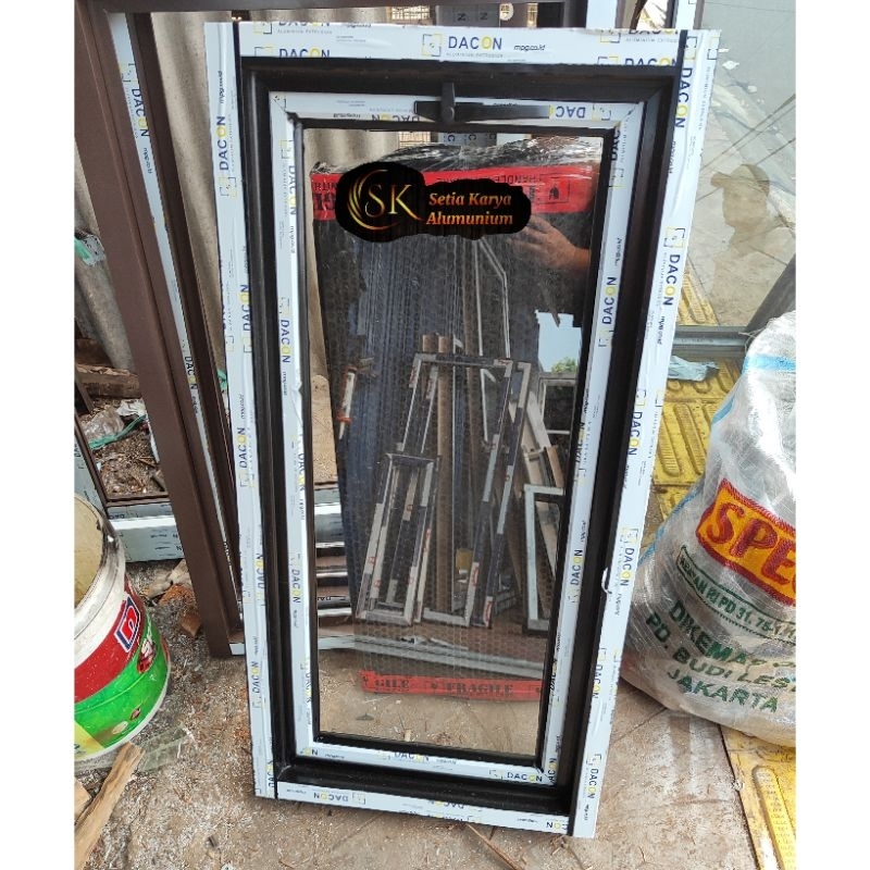 Jendela Alumunium ukuran  40x100cm