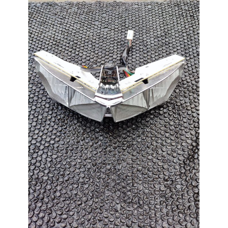 PCB DAN CHROME LAMPU DEPAN VARIO 125 - 150 OLD ORIGINAL PCB VCB DAN CHROME CROME CROOM VARIO 150 OLD