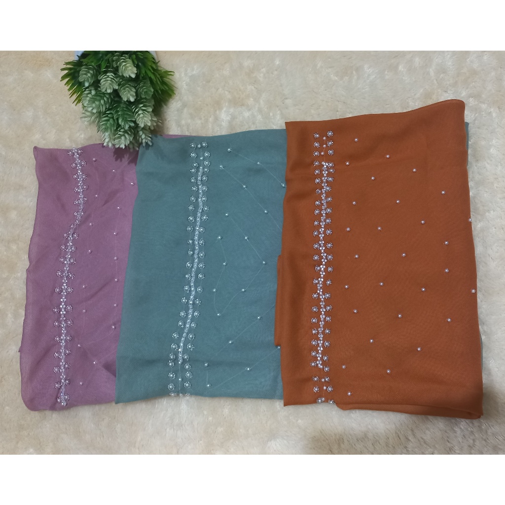Jilbab Segiempat Bella Payet Tabur / Hijab Bella Payet Tabur