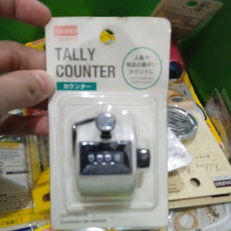 

Daiso tally counter black white clicker alat penghitung TC-0429