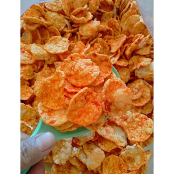 

1 Kg Keripik Kentang Udang Rasa Pedas Manis Renyah Camilan Cemilan Snack Viral