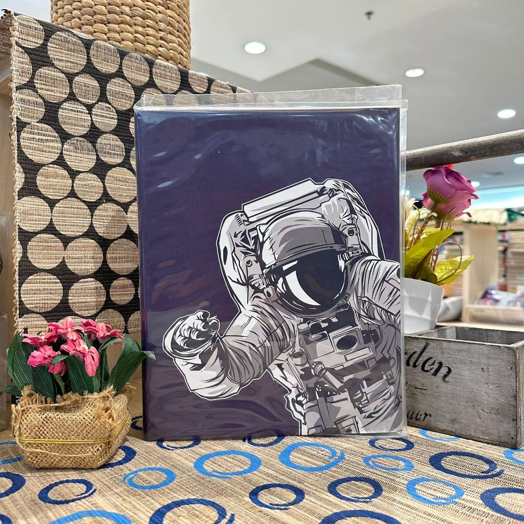 

Gramedia Basra Surabaya - Estudee Binder Board B5 Astro I