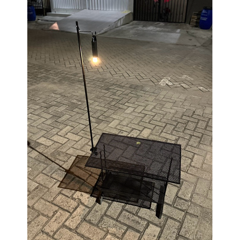 TIANG LAMPU CAMPING KEMAH PORTABLE