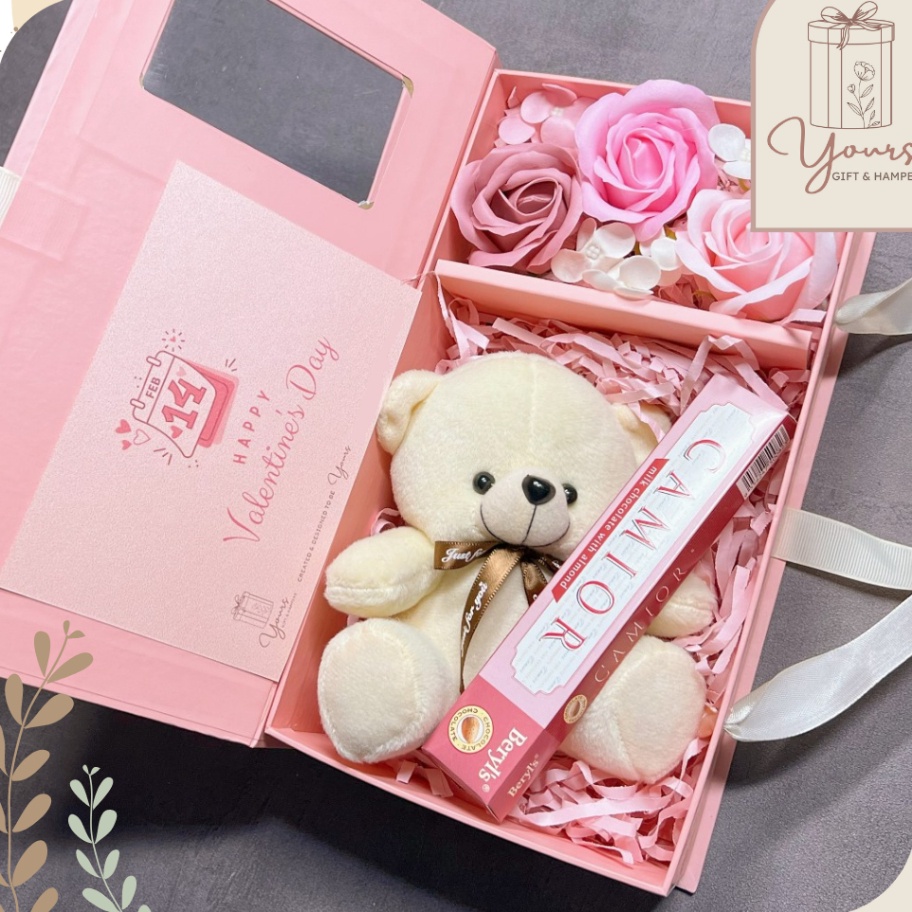 

Terbaru hadiah coklat valentine hampers kado gift coklat valentine wisuda