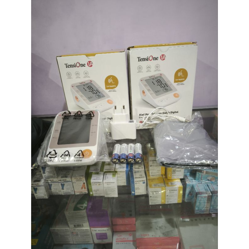 TensiOne - Tensi Digital Onemed 1A plus Suara / Tensimeter Digital / Alat Tekanan Darah Digital