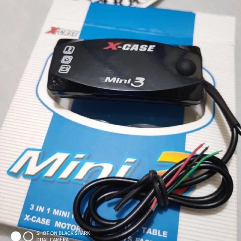 volt meter DC motor 3 mode jam suhu dan tegangan aki merk rundom