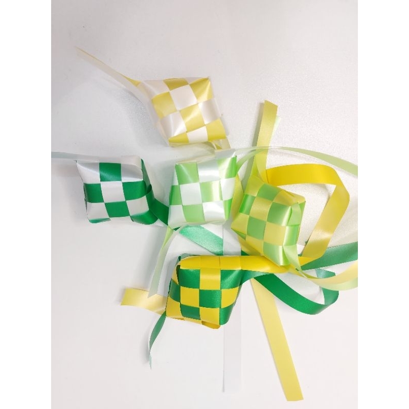 

Ketupat wajik pita jepang dekorasi ruang, hiasan hampers, parcel, kado lebaran 2 warna