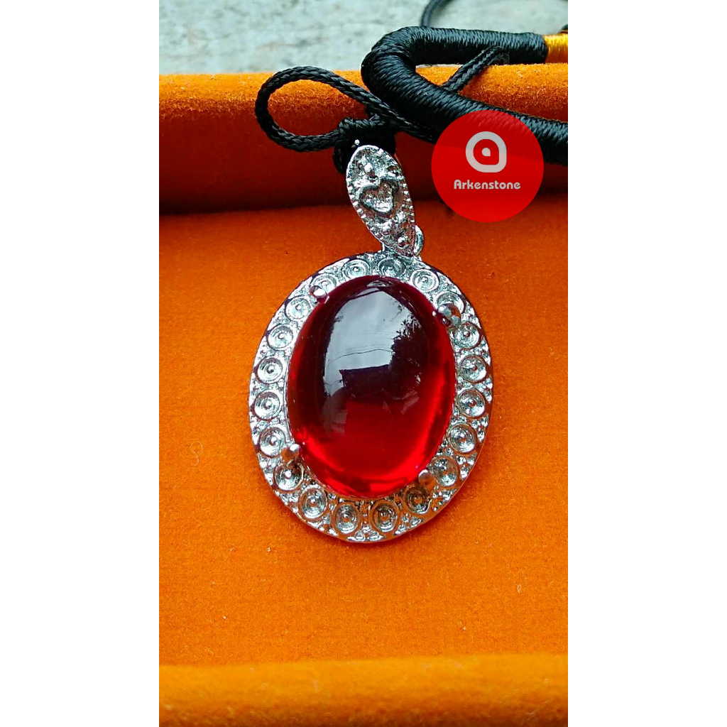 LIONTIN BATU MERAH SIAM / MERAH SIEM TOP CRYSTAL