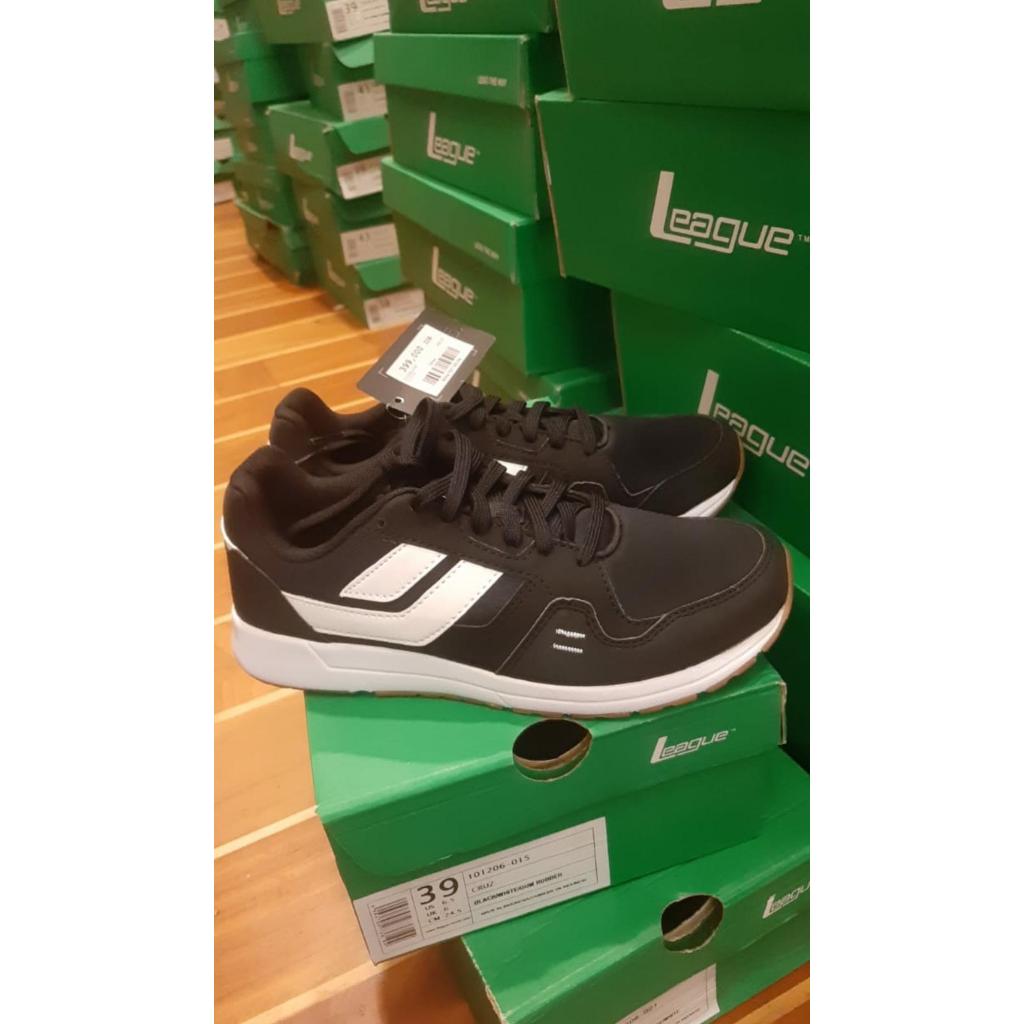 Sepatu Pria / Wanita League