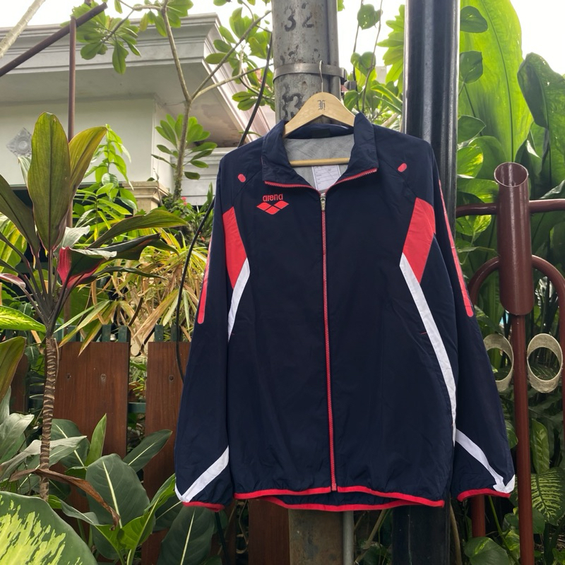 Arena Jacket vintage varsity bomber crewneck hnm vtg hoodie sukajan uniqlo vneck knitwear pnb turtle