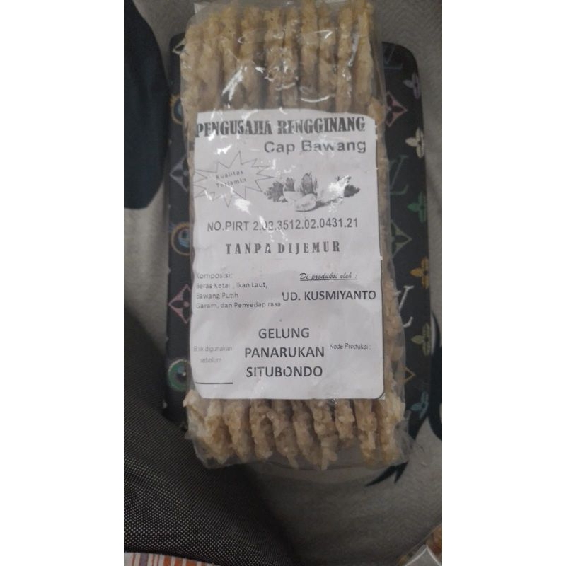 

Rengginang Situbondo rasa bawang (mentah)