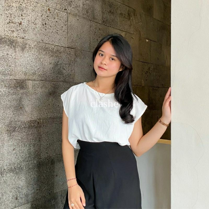 square crop top crinkle atasan crinkle airflow blouse crinkle blose kerja kantor kuliah lengan pende