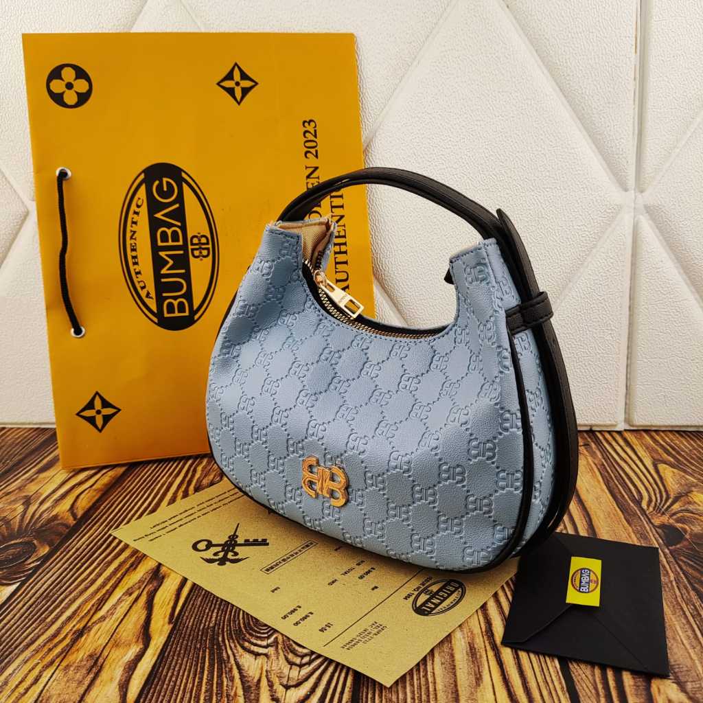 BUMBAG - Tas Wanita  DARA Full  Embossed  free  PAPERBAG  -  Tas  Selempang Ori -  Handbag  Wanita 1