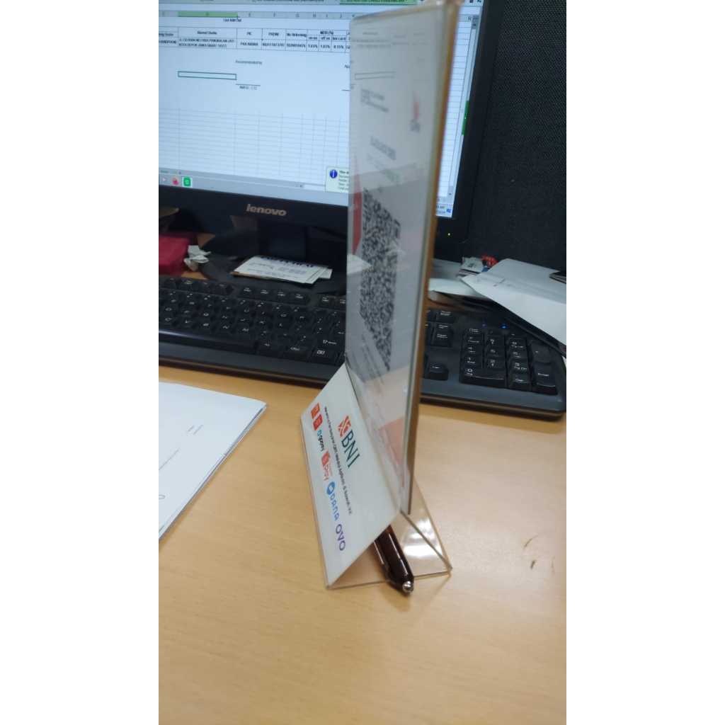 

TEMPAT BROSUR/TENT HOLDER A5 KAKI TEKUKAN SEGITIGA