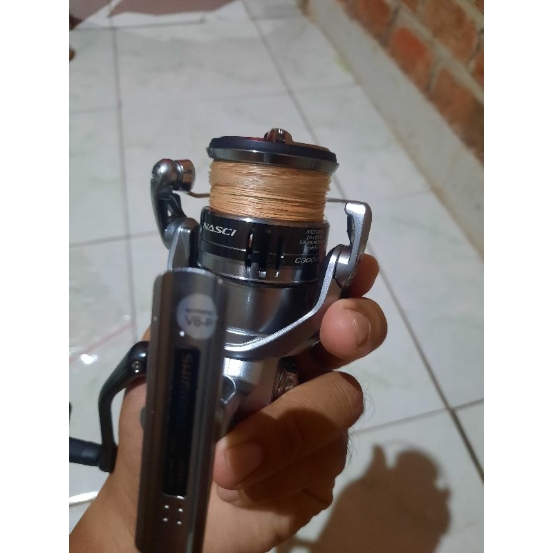 reel shimano nasci C3000HG