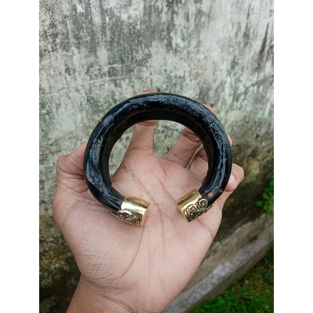 Gelang Akar Bahar Merah Natural Body Hitam Berserat Model C JUMBO Variasi Alpaka