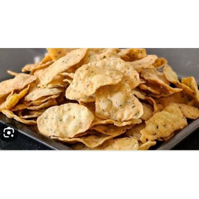 

kripik bawang ilvi yustina