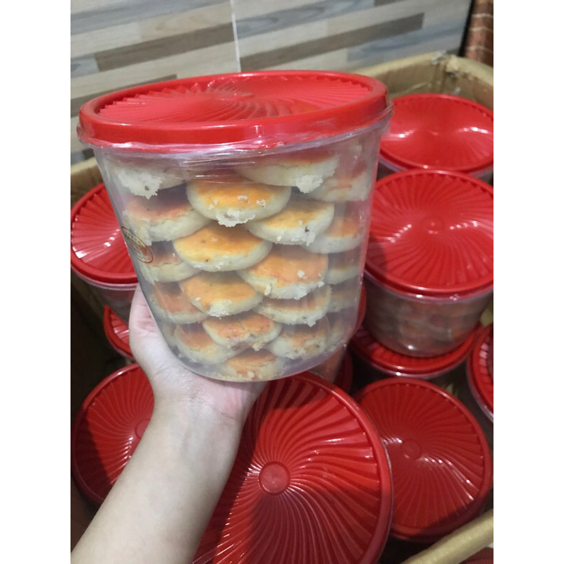 

Ready Kue Kacang Asli Jember Kemasan 1kg