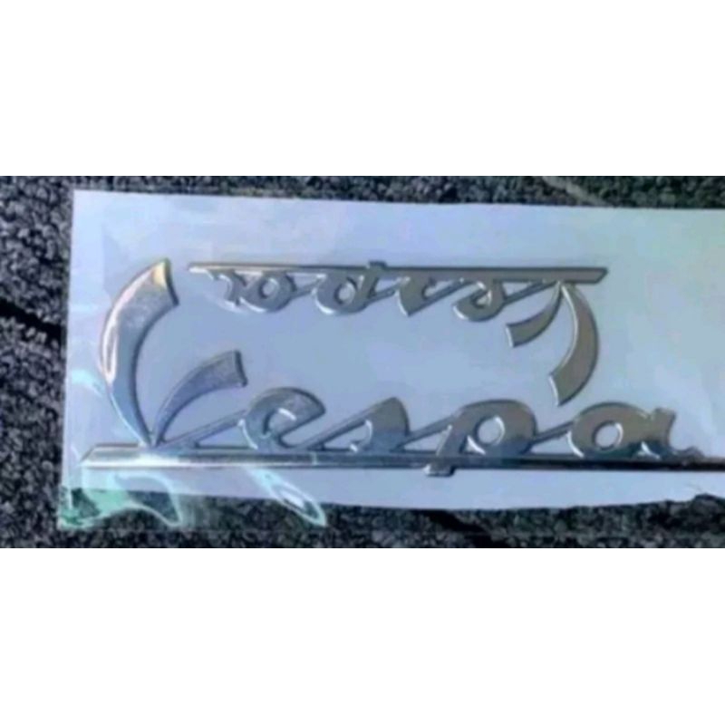 Emblem tulisan vespa buat motor listrik zuzu green teck uwinfly T3 T3S T3 pro excotic aksesoris vesp