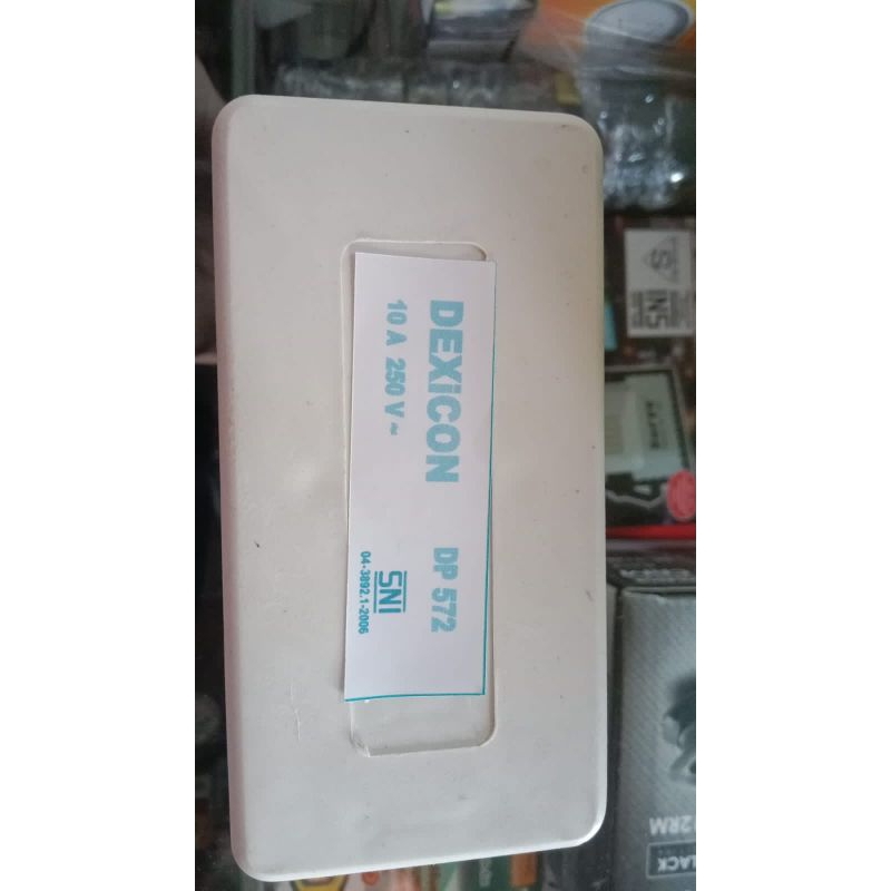 STOP KONTAK ARDE DEXICON 2 LUBANG DP 572