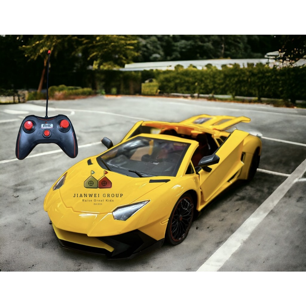 (UKURAN BESAR) MSM Mainan Anak Mobil Remot RC Sedan Lamborghini Buka 3 Pintu Otomatis Super Car 1:12