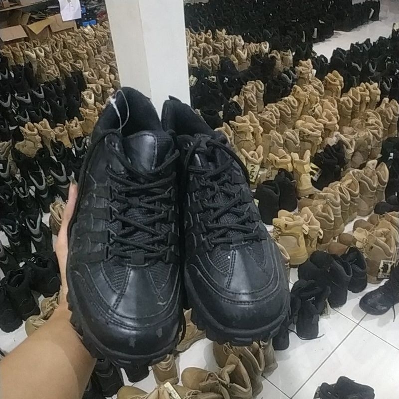 sepatu tactical pendek import 100% rijek pabrik