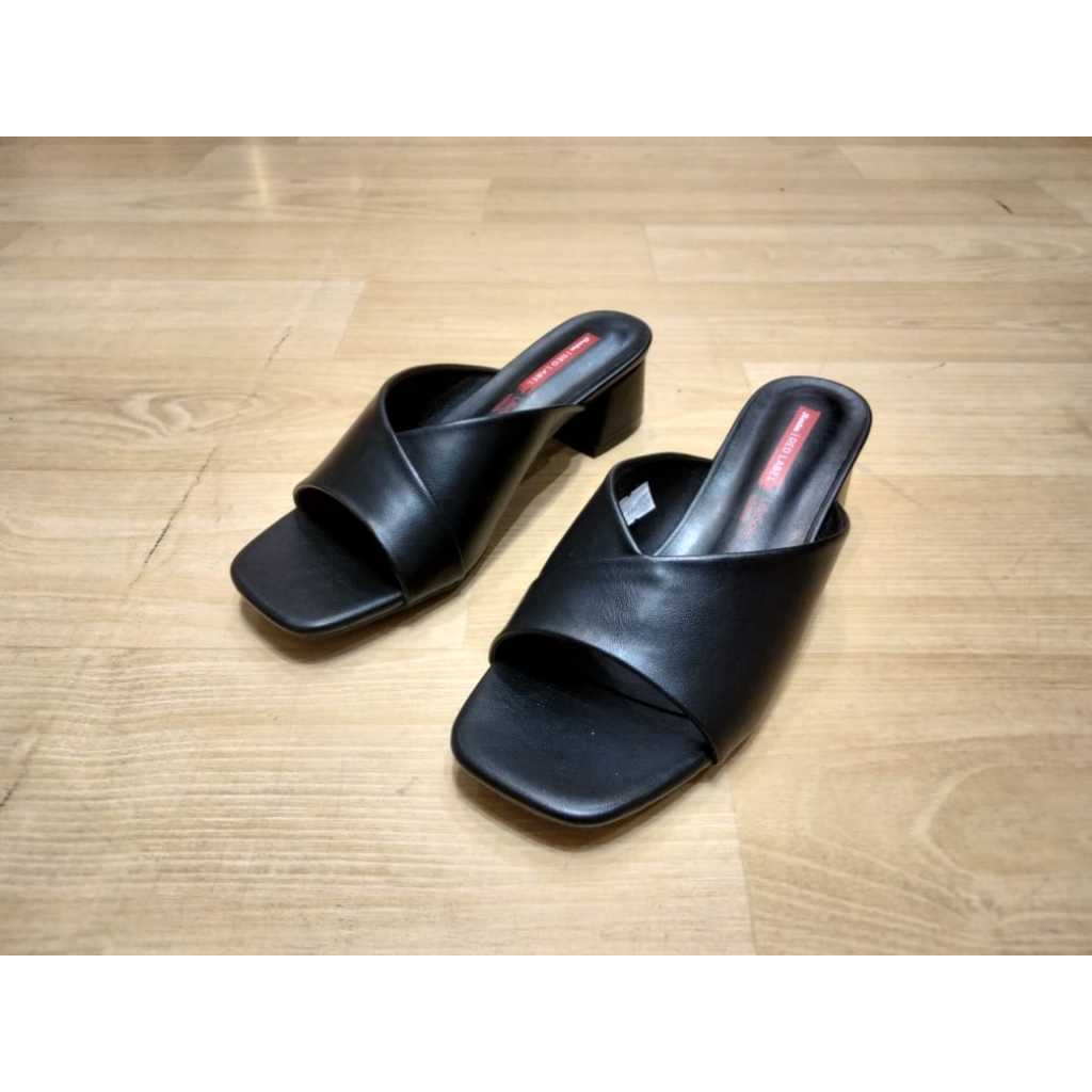 Bata Sandal Heels Red Label Black 6606337