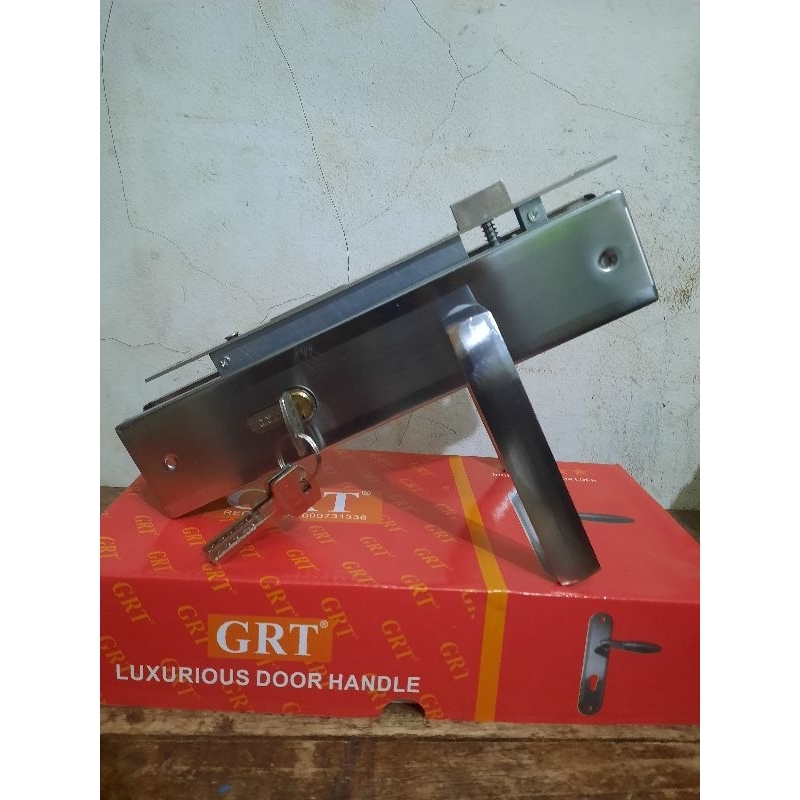 Handle Pintu komplit /Gagang kunci Pintu GRT Besar Komplit