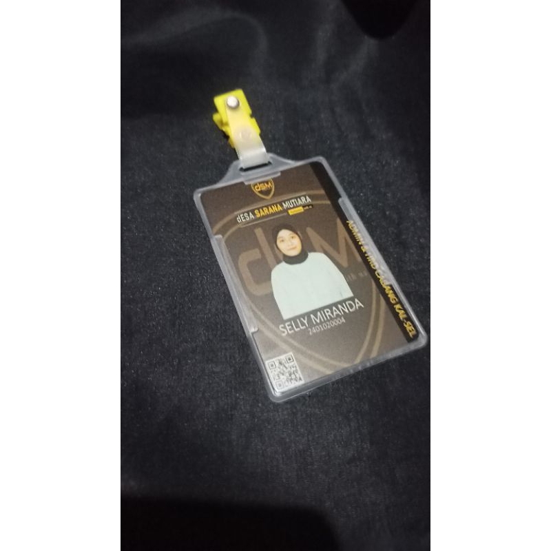 

Holder id card plastik plus pengait jepit