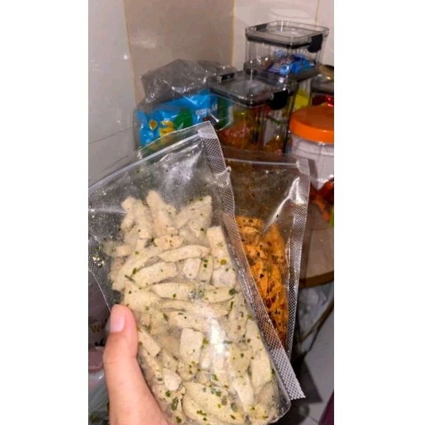

basreng pedas dan original daun jeruk