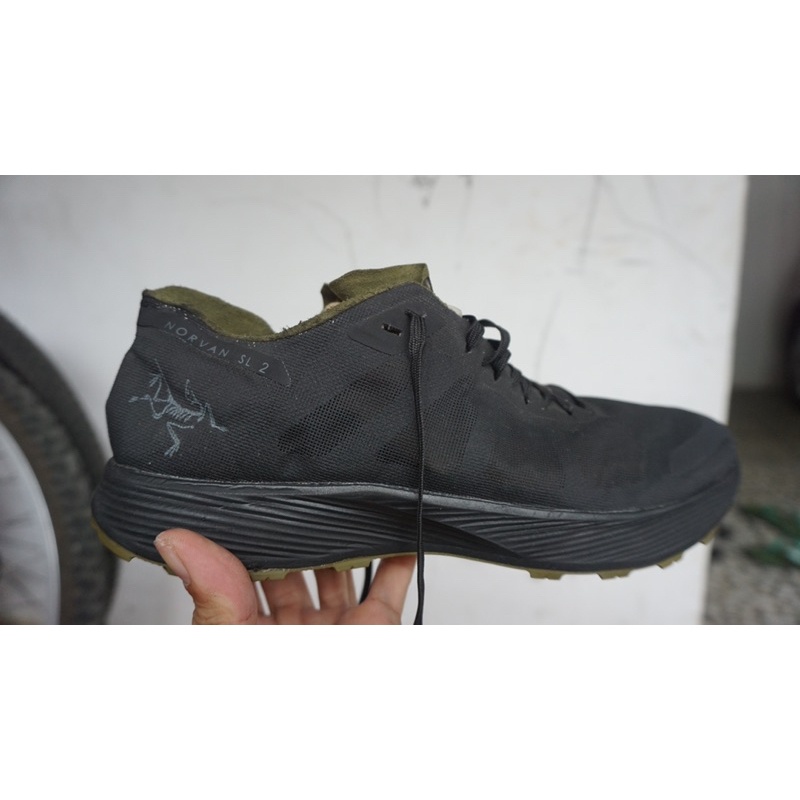 arcteryx norvan SL 2 sepatu trail running or hiking sepatu super ringan dari arc’teryx