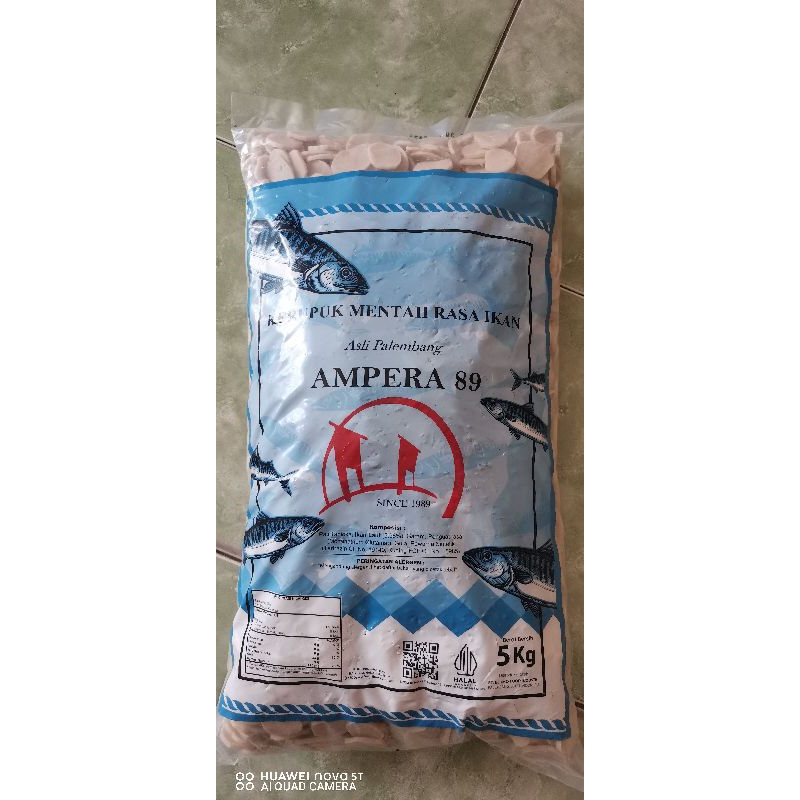 

kerupuk mentah rasa ikan ampera89 asli palembang