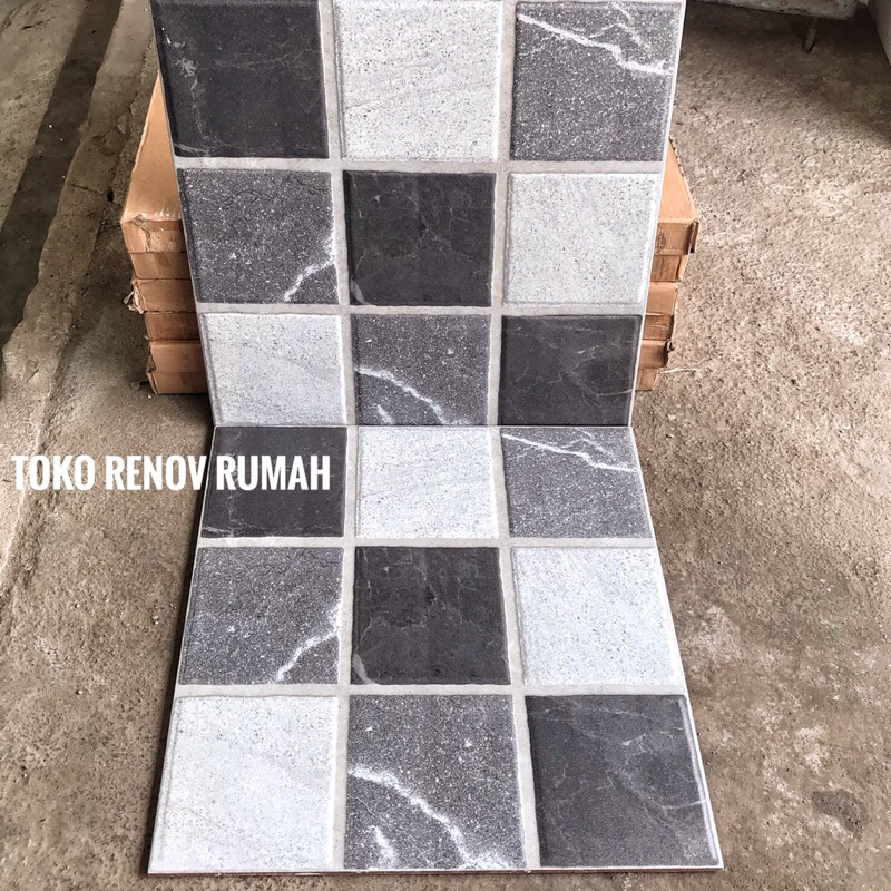 keramik 50x50 motif batu (kasar)/ keramik garasi/ keramik taman/ keramik lantai motif catur/ keramik