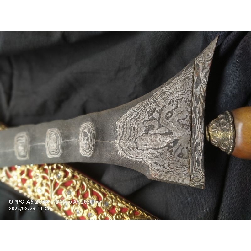 keris brojol pamor melati rinonce