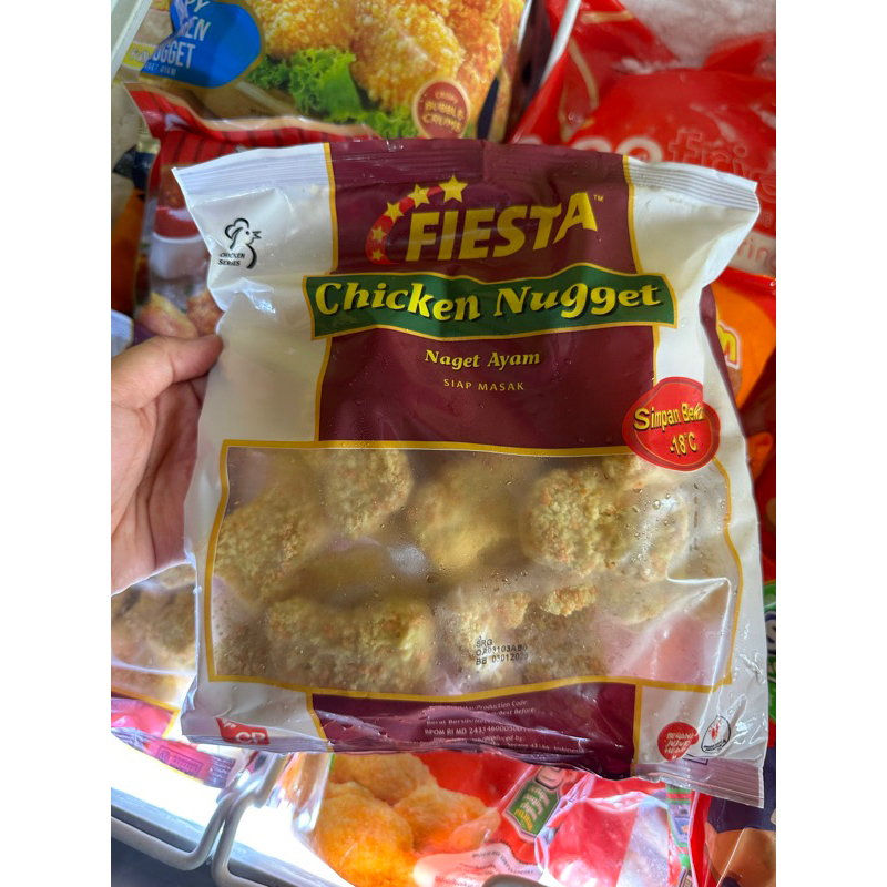 

fiesta chicken nugget 500gr premium enak