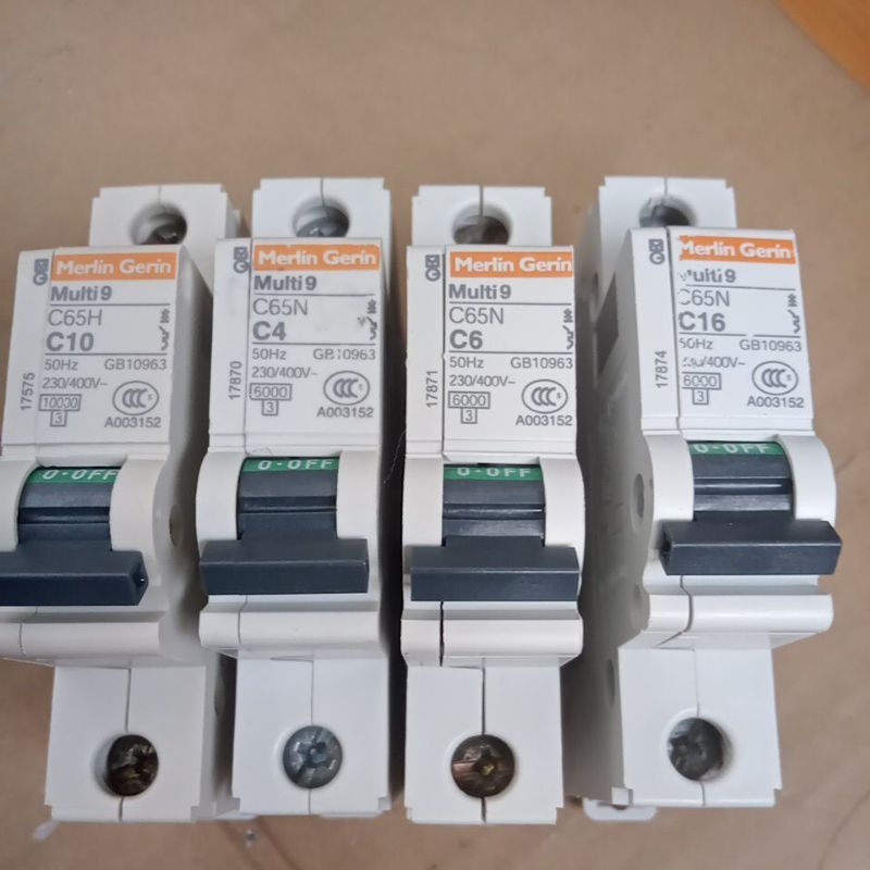 MCB merlin gerin multi 9 1p C65N C65H  C4 c6 c10 c16 C20 C25 ORIGINAL
