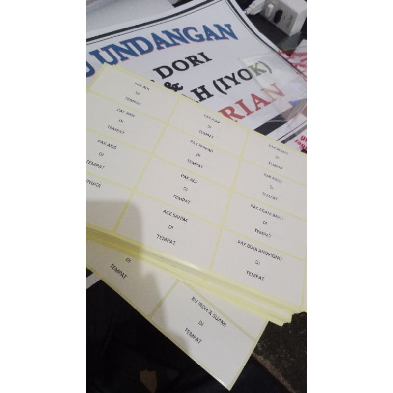 

CETAK STIKER UNDANGAN
