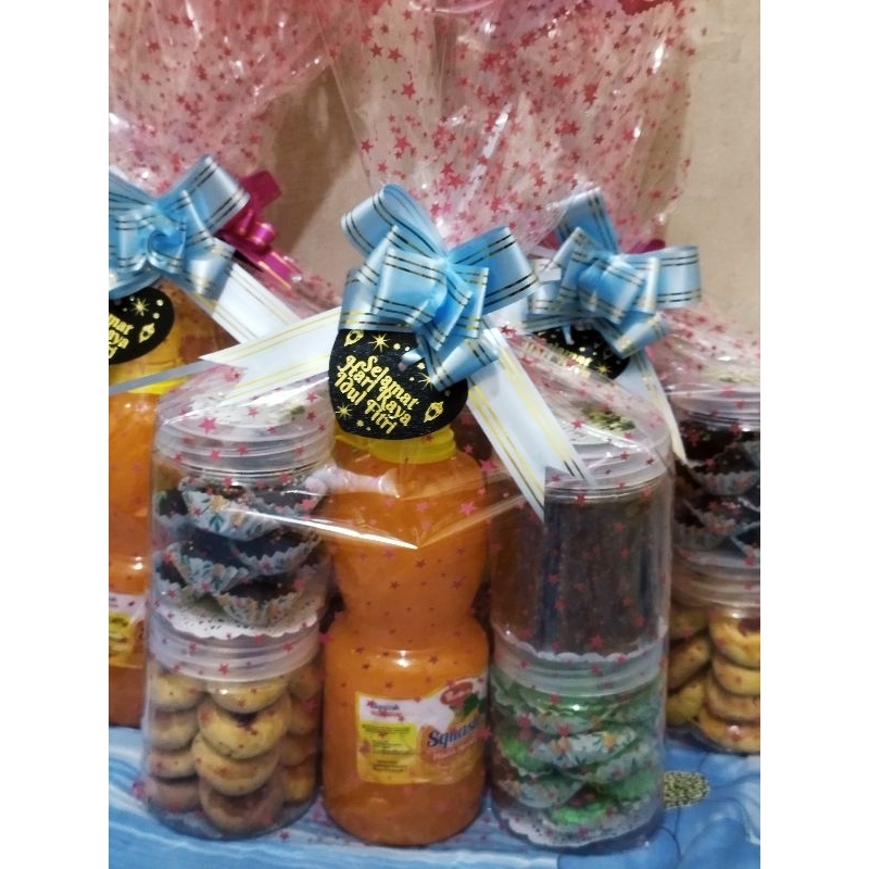 

paket kue lebaran 4 toples 1 botol sirup