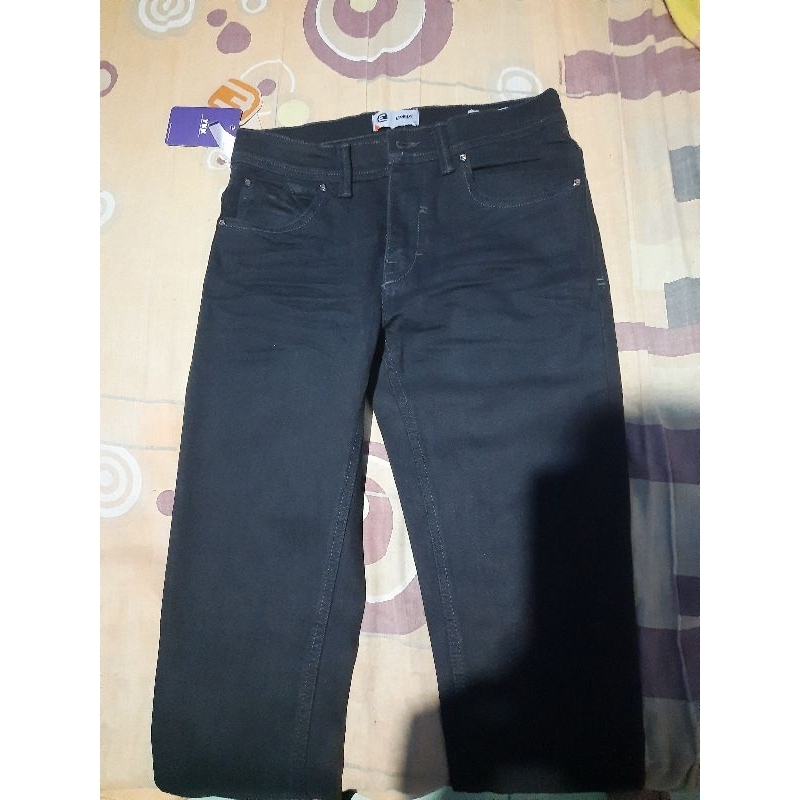Celana Jeans Emba
