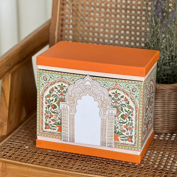 

MAJA ORANGE - IDUL FITRI EID MUBARAK HAMPERS