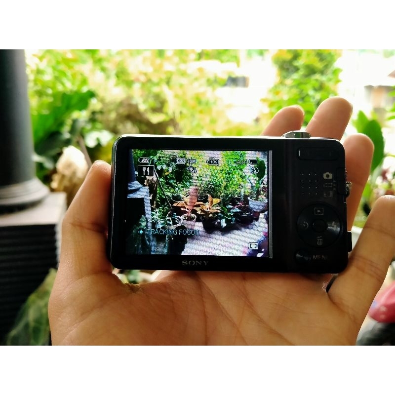 Sony Cyber-Shot DSC W710