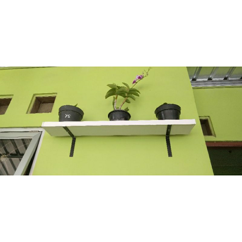 Siku besi ambalan/Bracket dinding ukuran 20cm x 20cm