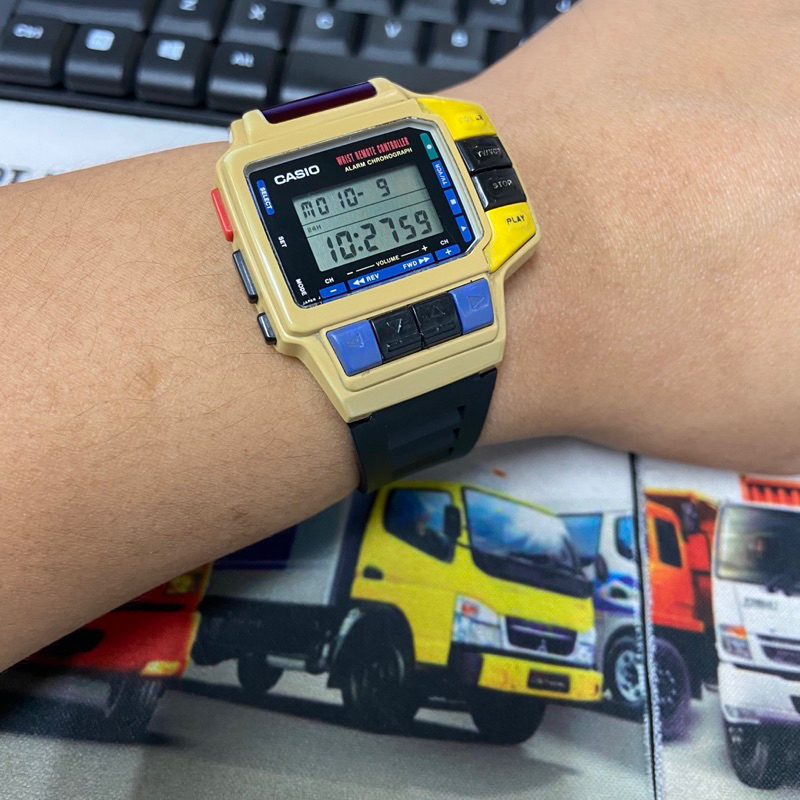 CASIO CMD 10 GOLD VINTAGE RARE