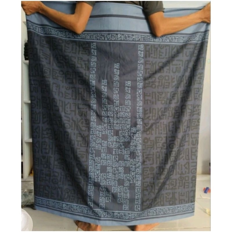 sarung anime one piece motif pone warna navy
